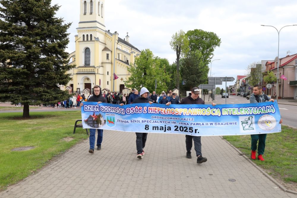 5.-Przemarsz